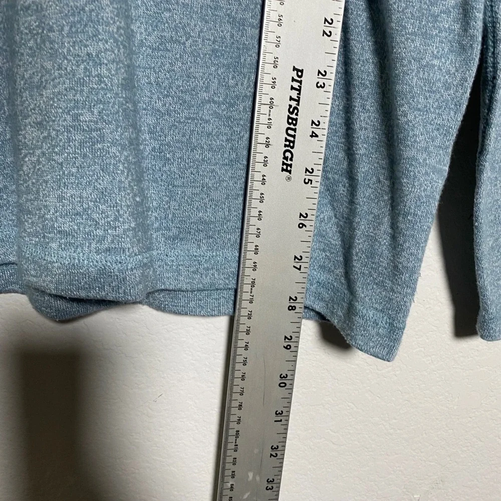 A&F Blue Long Sleeve Henley Mens Large‎ Shirt Timeless Comfort Casual Minimalist